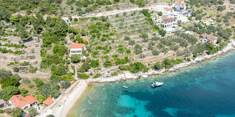 Villa Franka with pool and sea view