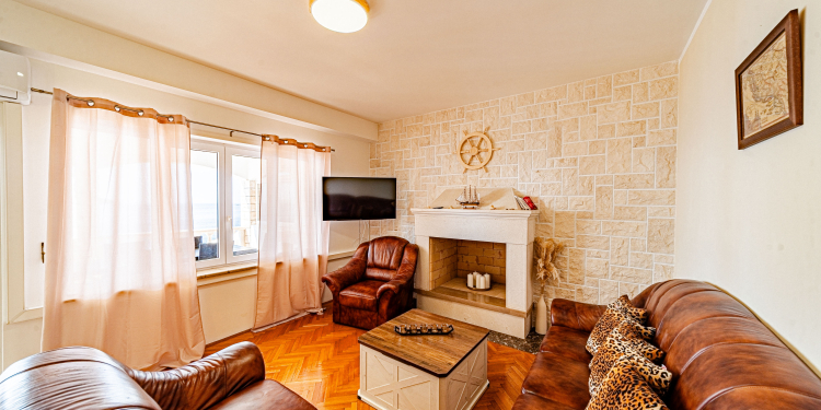 Holiday House Nova