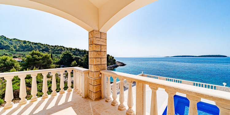 Holiday House Nova