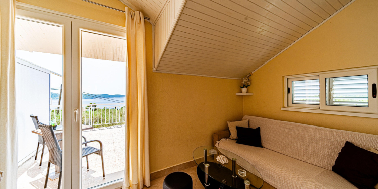 Holiday House Maja
